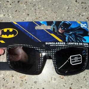 NEW| DC Batman Black Sunglasses with White Accents